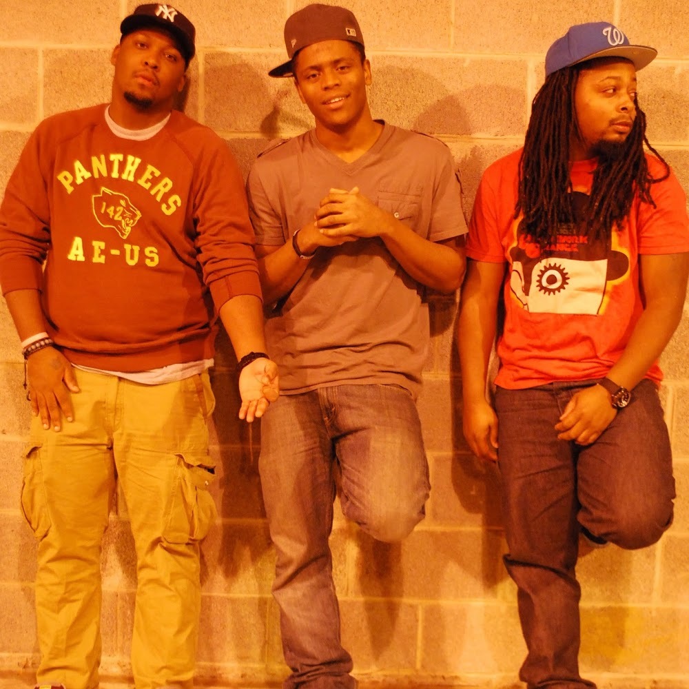 Meet your Posher, Tee